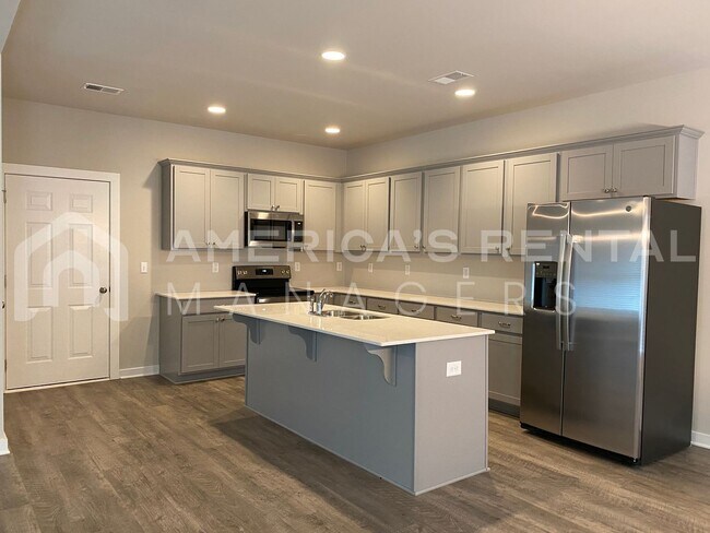 Building Photo - Home for Rent in Jemison, AL! Available to View!