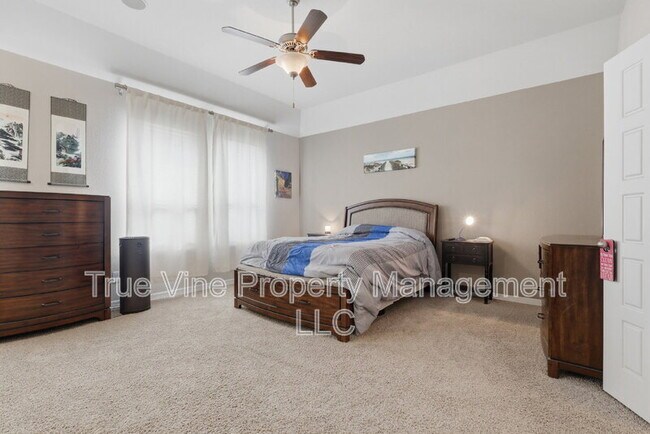 Building Photo - 4727 La Santa Rd