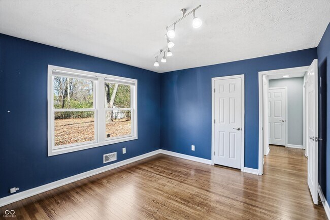 Building Photo - 7026 Spring Mill Rd