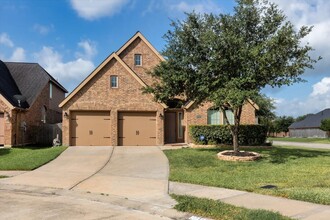 Building Photo - 2735 Rosepoint Ct