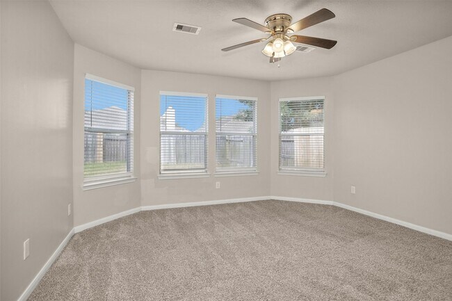 Building Photo - 32102 Decker Oaks Dr