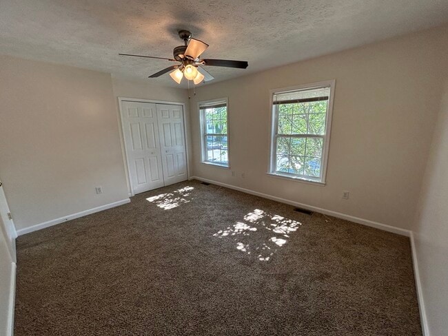 Building Photo - 9917 W Midland Way