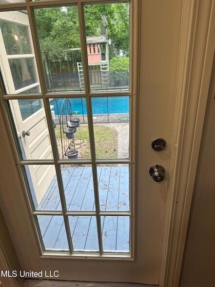 Building Photo - 3564 Cowan Pl