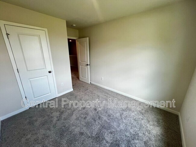 Building Photo - 6014 Tavener Dr