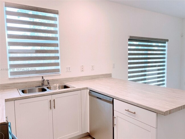 Building Photo - 1845 SE 27th Rd