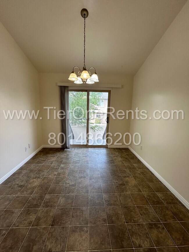 Building Photo - This property offers a NO DEPOSIT option a...