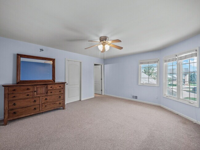 Building Photo - 1038 Lorenzo Ct