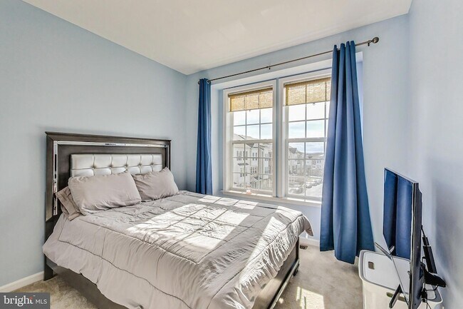 Building Photo - 2814 Shearwater Ln