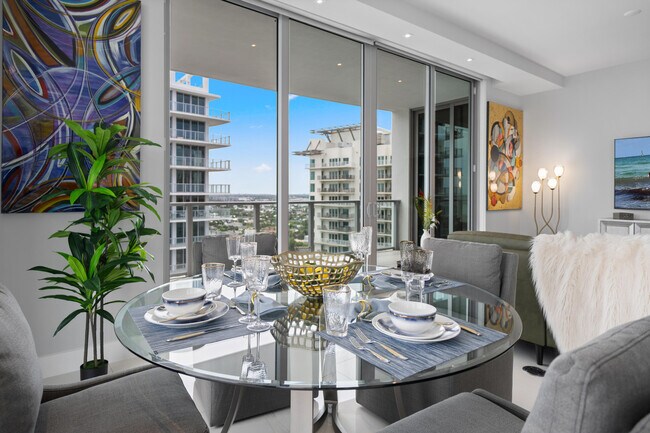 Building Photo - 3100 N Ocean Dr
