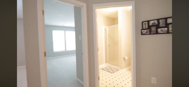 Building Photo - 2 Bedroom 2 Bathroom Condo