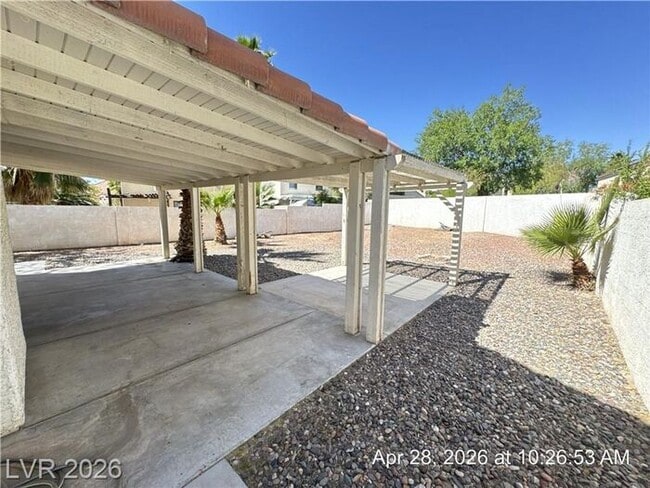 Building Photo - Updated Green Valley Home with 3-Car Garage, Granite Kitchen & Covered Patio