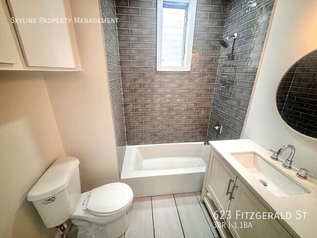 Building Photo - 623 Fitzgerald St