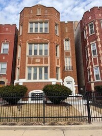 Building Photo - 7825 S Wood St