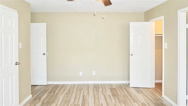 Building Photo - 7323 Woodoak Dr