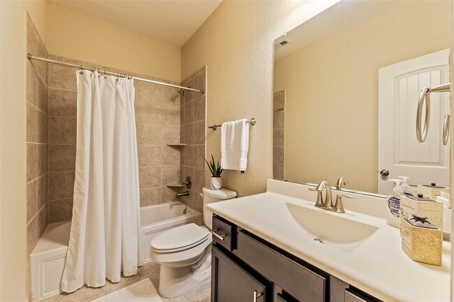 Building Photo - 6811 Peach Mill Ln