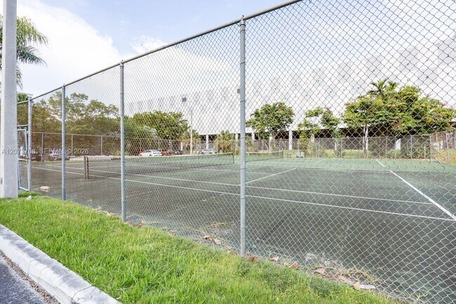 Building Photo - 8335 SW 72nd Ave