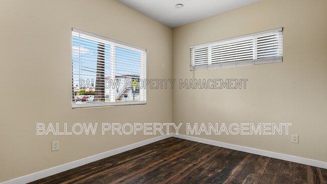 Building Photo - 455 Smith Ave