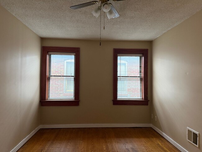 Building Photo - 5918 Arendes Dr