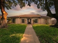 Building Photo - 7914 Candle Ln