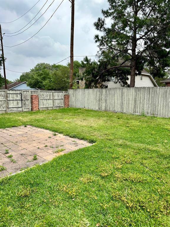 Building Photo - 4842 Green Trail Dr