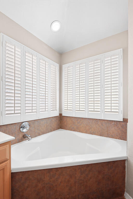 Building Photo - 5432 Santiago Roque Dr