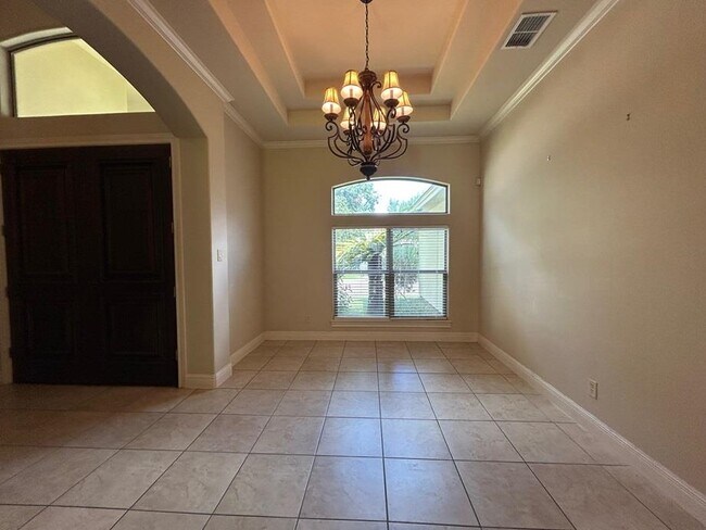 Building Photo - 3335 Hagen Lp