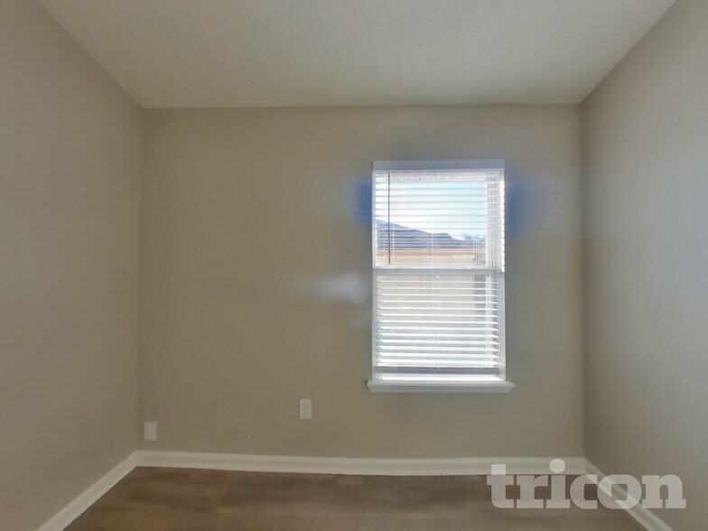 Building Photo - 12048 Coachman Lakes Way