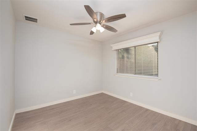 Building Photo - 1717 Meadow Oak Dr