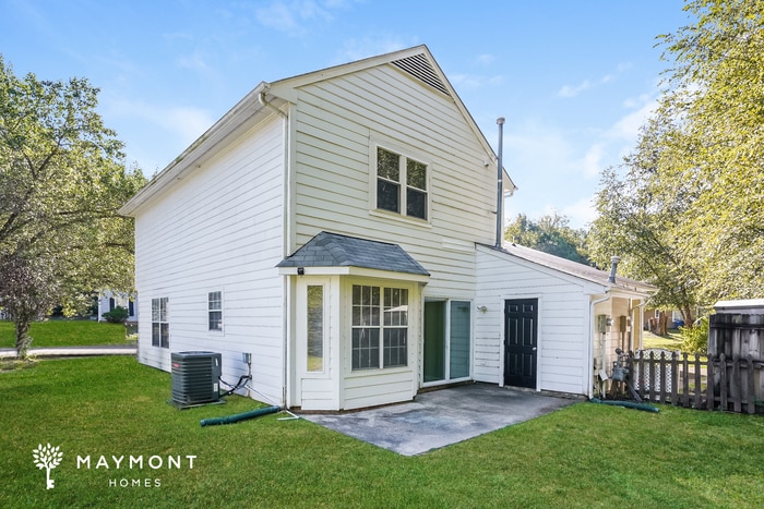 Building Photo - 1218 Kendall Dr