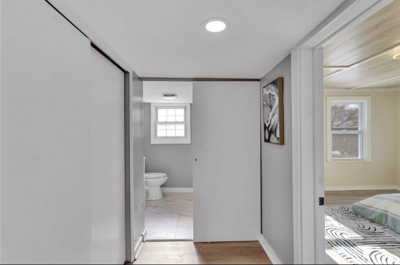 Building Photo - 407 Short Canal St