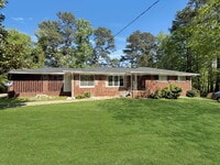 Building Photo - 7466 W Lake Dr NW