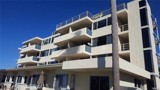 Building Photo - 420 Monterey Ln