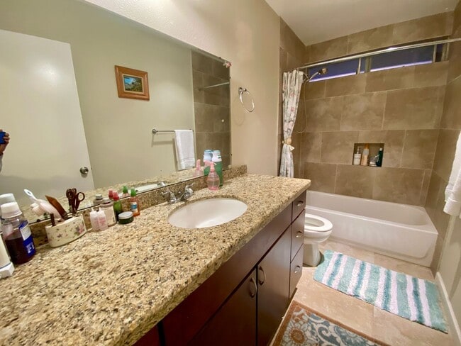 Building Photo - RB Senior 55+ Community 2 Bed +Huge bonus room 2 Baths House $3990