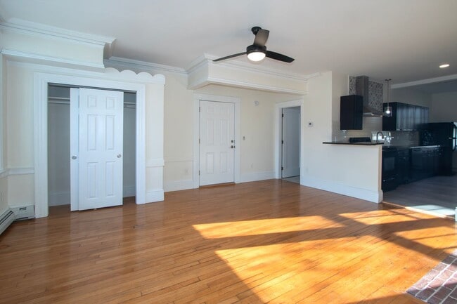 Building Photo - 85 Belknap St