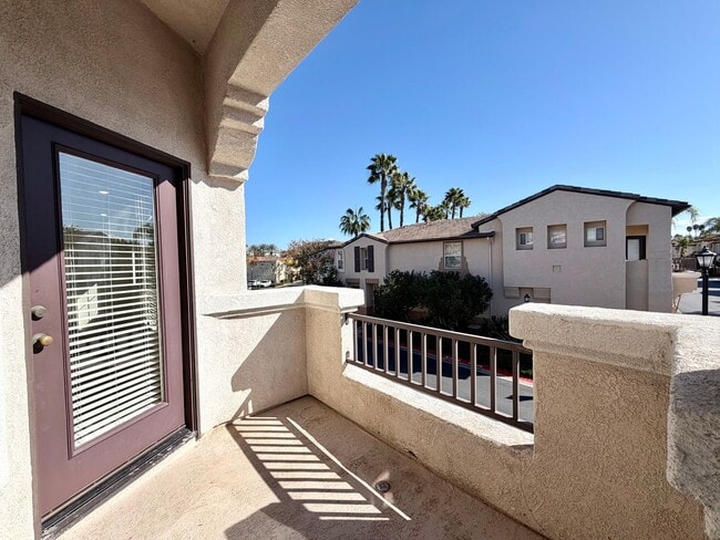 Building Photo - Stylish 2-Bedroom Condo in Gated Community with Balcony & Amenities
