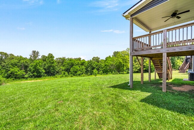 Building Photo - 2961 Lancelot Ln