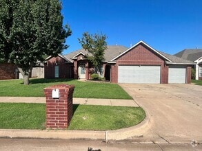 Building Photo - Large 3 Bed 2.5 Bath In Edmond
