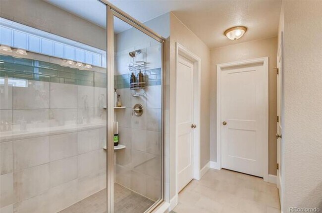 Building Photo - Single Family Home in Broomfield for RENT