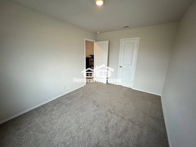 Building Photo - Two Story 4 bedroom / 2.5 bathroom in Whis...