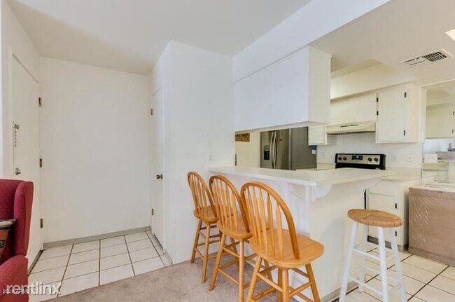 Building Photo - 4444 E Paradise Village Pkwy N