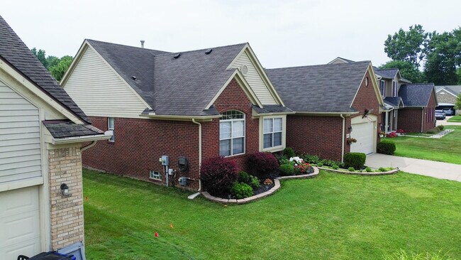 Building Photo - 38619 Watson Cir