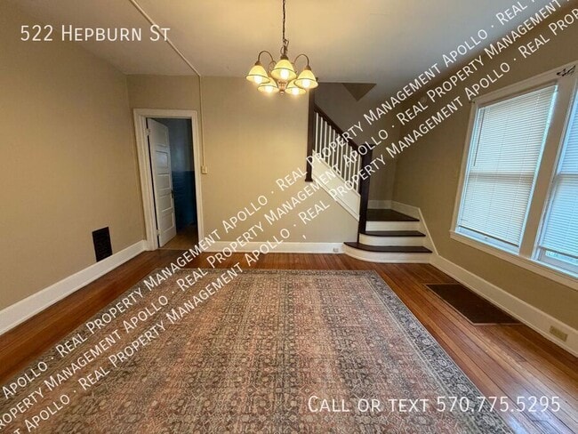 Building Photo - 522 Hepburn St