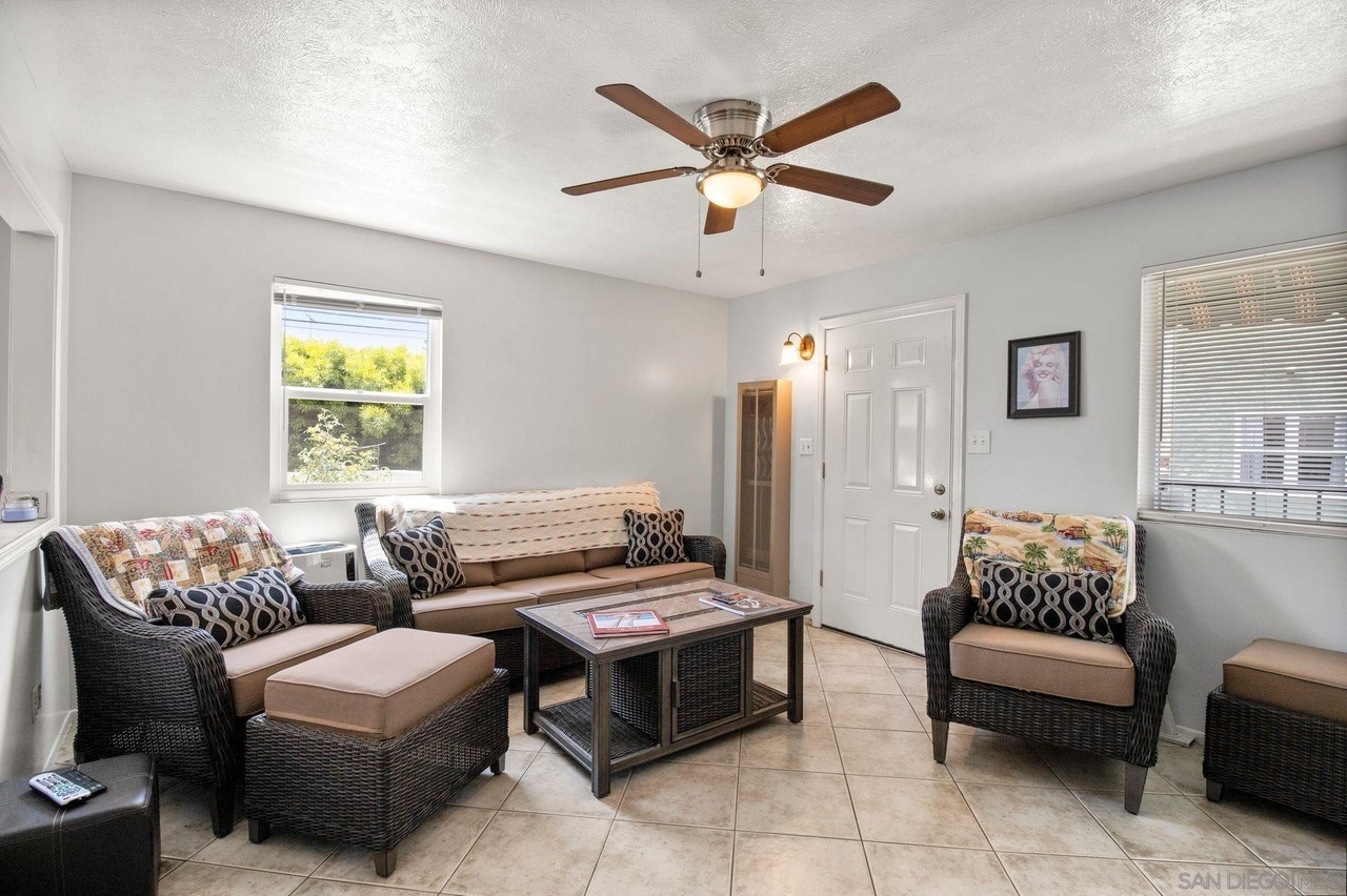 Living Room - Old Photo - 3616 E 10th St