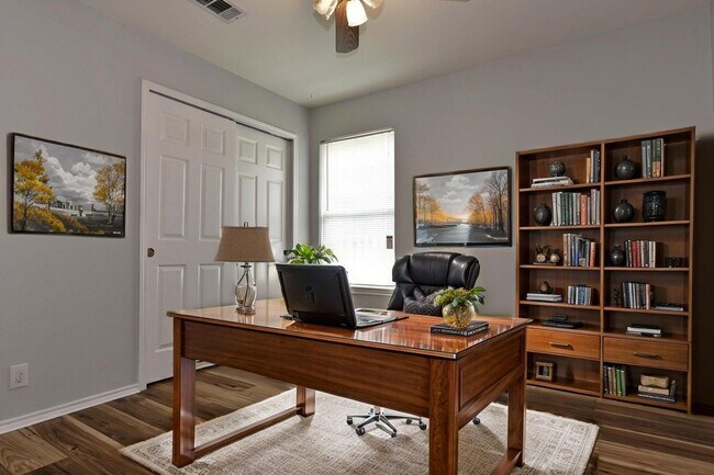 Building Photo - GREAT SINGLE STORY HOME | GATED COMMUNITY | NO CARPETS | CLOSE TO BANDERA & TEZEL RD | SHOPPING &...