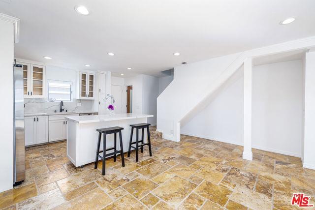 Building Photo - 28711 California 1 Apt #30, Malibu, CA 902...