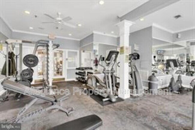 Building Photo - 4551 Strutfield Ln