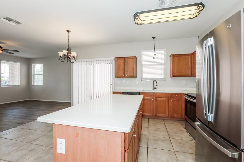 Building Photo - 3714 S 53rd Dr