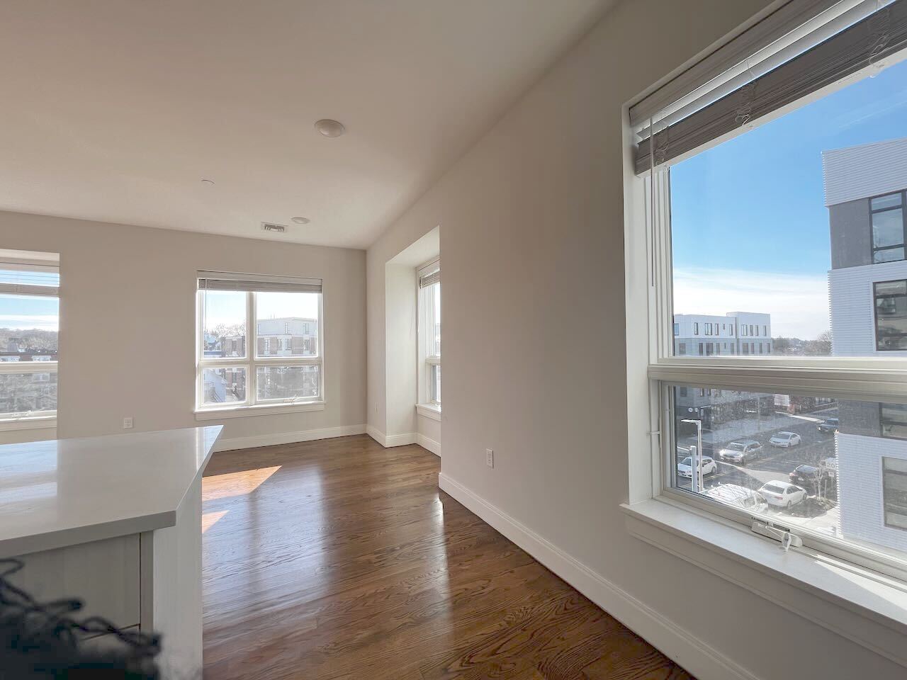 Building Photo - 7 Everett St