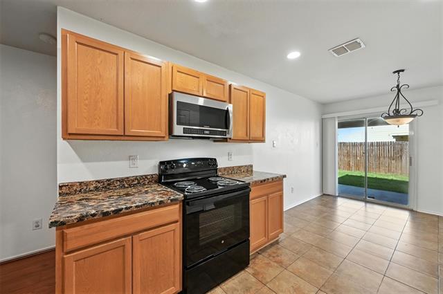 Building Photo - 10512 Flagstaff Run