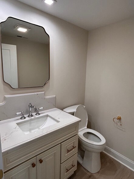 Building Photo - 103 Mikel St NW